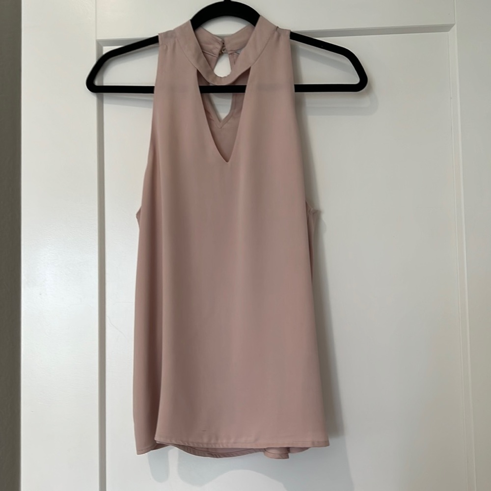 Pink halter blouse with front v cutout